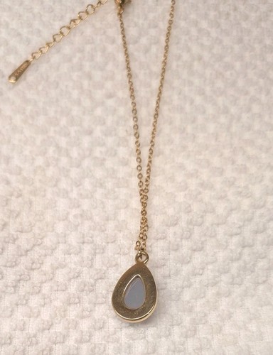 NWT Girly 18k gold dipped Teardrop Light Blue pendant Necklace. Adj 16"-18". - Afbeelding 4 van 8