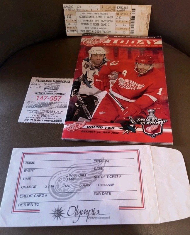3 Lot Detroit Red Wings 2010 2 ND Playoff Program, Tickets Game-Park @ Joe Louis