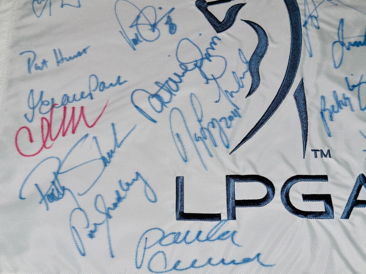 LPGA AUTOGRAPHED GOLF FLAG (23 SIGNATURES) - Wie, King, Inkster