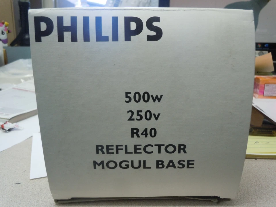 500 Watt R40 250 Volt Philips Reflector Flood Light Bulb - Image 3 of 4