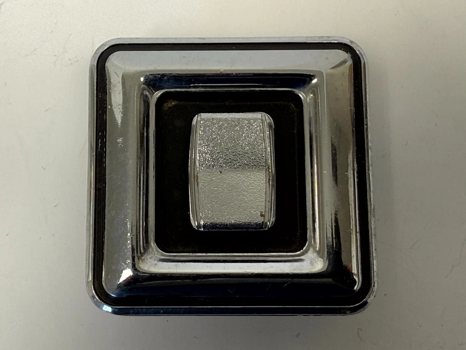 Dodge Chrysler Plymouth 1969-1977 interruptor de ventana eléctrica de un solo botón 2926118 nuevo en stock Foto 2 de 4