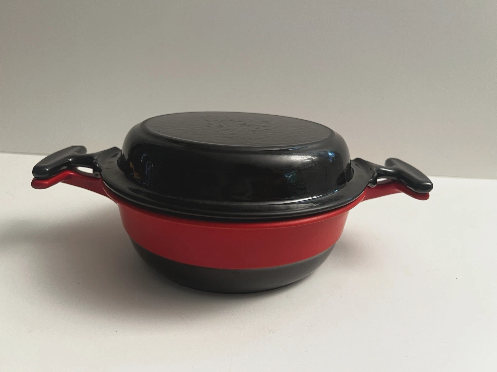 Vtg MCM Cast Iron Red & Black Enamel 1L Casserole Dutch Oven Denmark Cookware