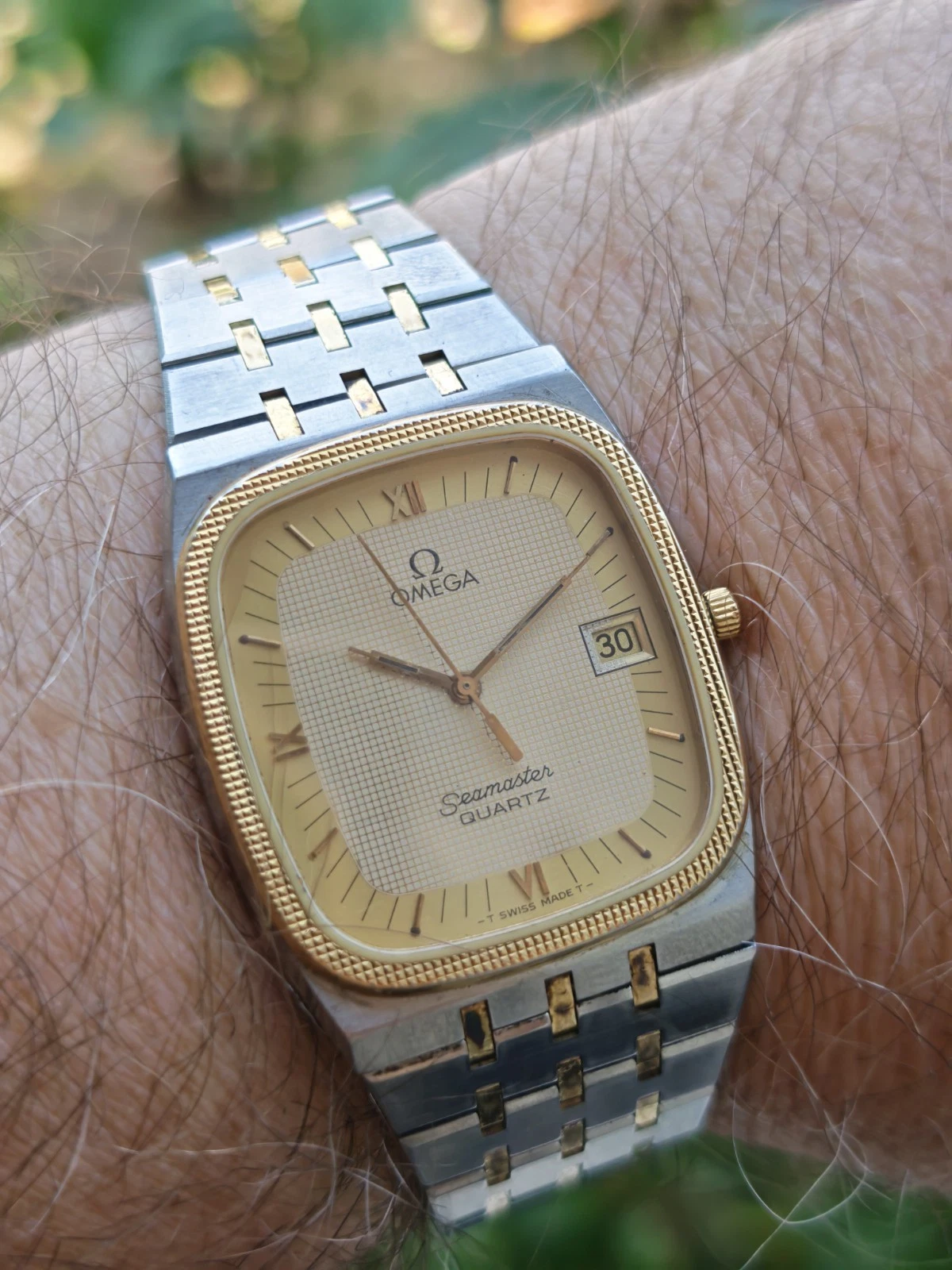 Omega — Omega Seamaster Monte Carlo Honey Comb Dial Mens Watch Boxed