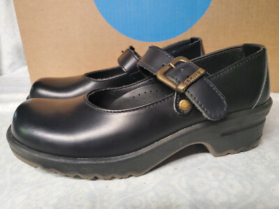 sanita clogs narrow width