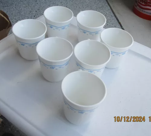 Set of 7 Pyrex Snowflake Blue Garland Corning Mugs