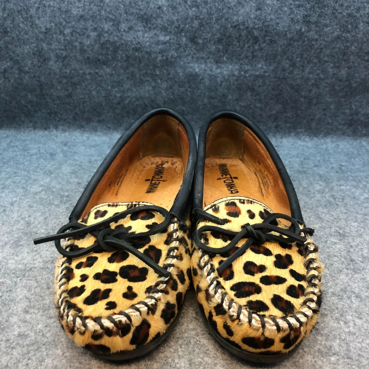 Minnetonka Womens Brown Leopard Print Slip On Moccasin Shoes Sz 6 READ DMG