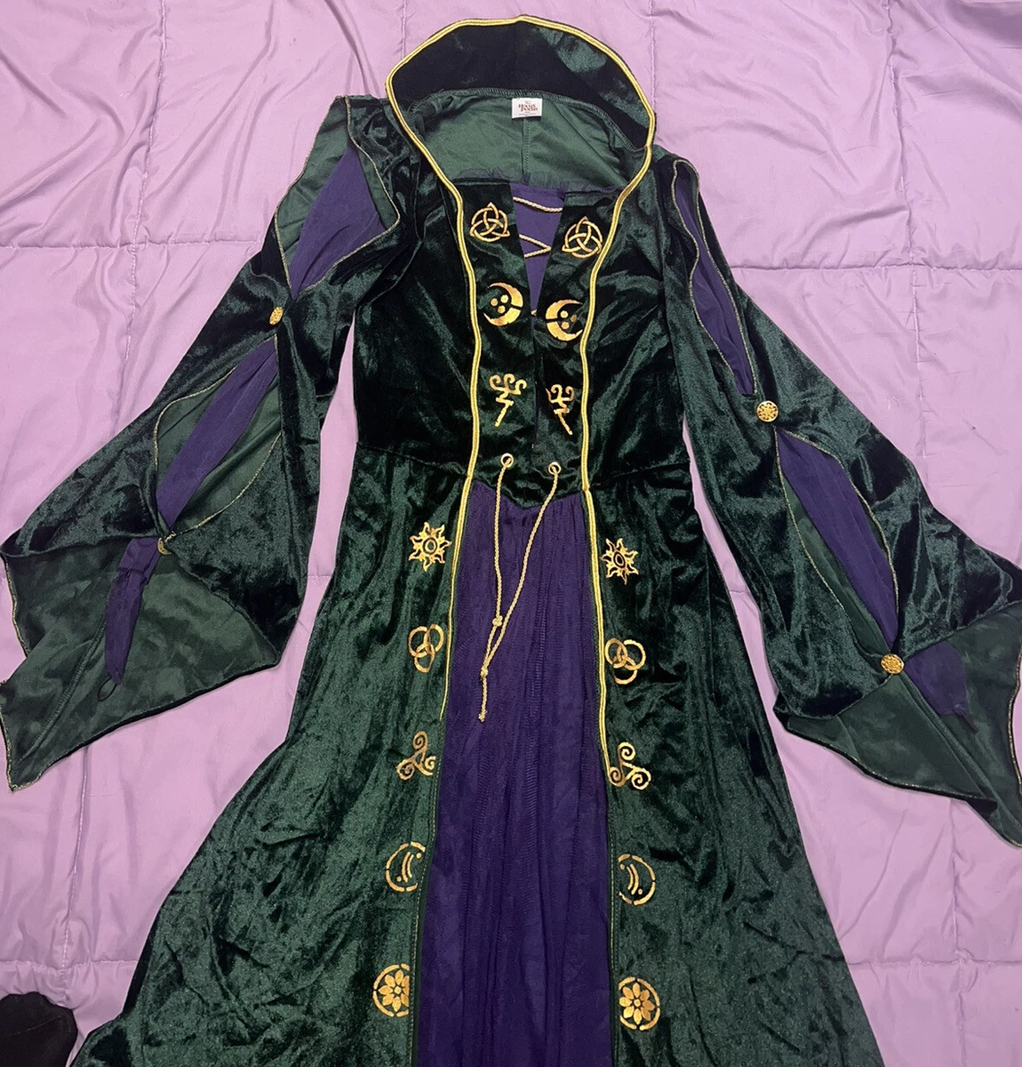 Winnie costume outlet
