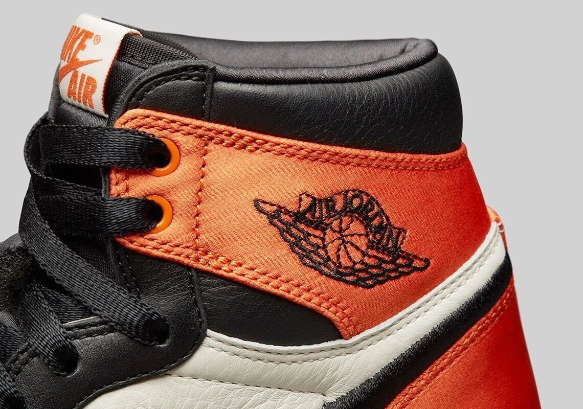 Nike Air Jordan 1 Satin Shattered Backboard Sz W 11 / M 9.5 Nike Air Jordan 1 Satin Shattered Backboard Sz W 11 / M 9.5