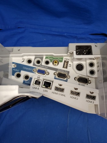 Epson BrightLink 695Wi projektor 3LCD z krótkim rzutem 2509 godzin lampy #G4 58 - Zdjęcie 6 z 7