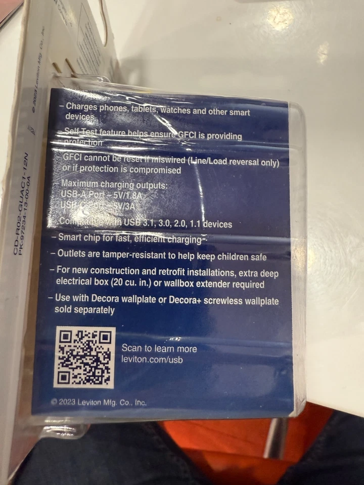 LEVITON GUAC1-BW DECORA TYPE USB-A & USB-C GFCI COMBINATION 24W OUTLET WHITE NEW - Image 4 of 4