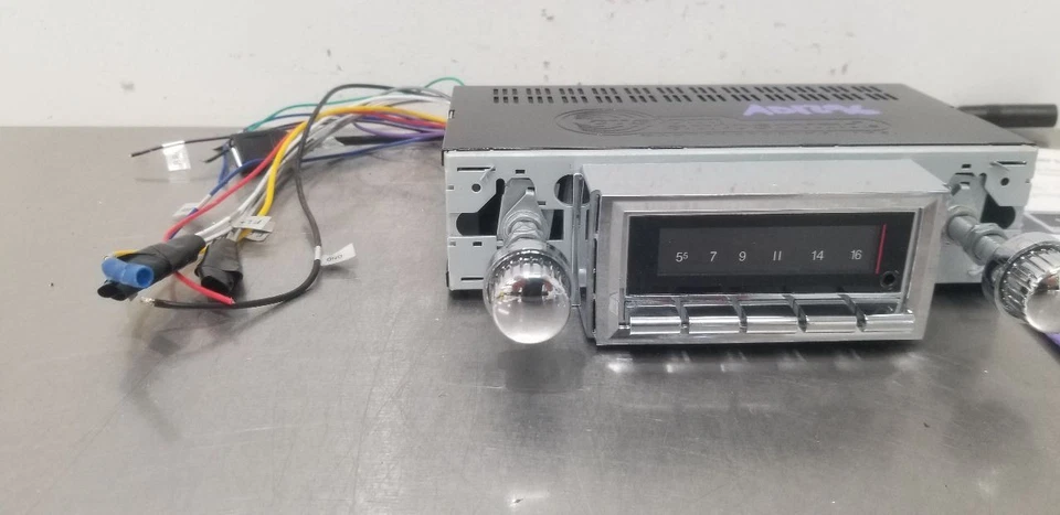 RECEPTOR DE RADIO AUDIO AUTOSONIDO PERSONALIZADO EE. UU.-740 71 FORD F250 RANGER XLT Foto 4 de 4