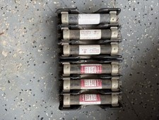 Lot Of 2 Fuse Holders With Fuses