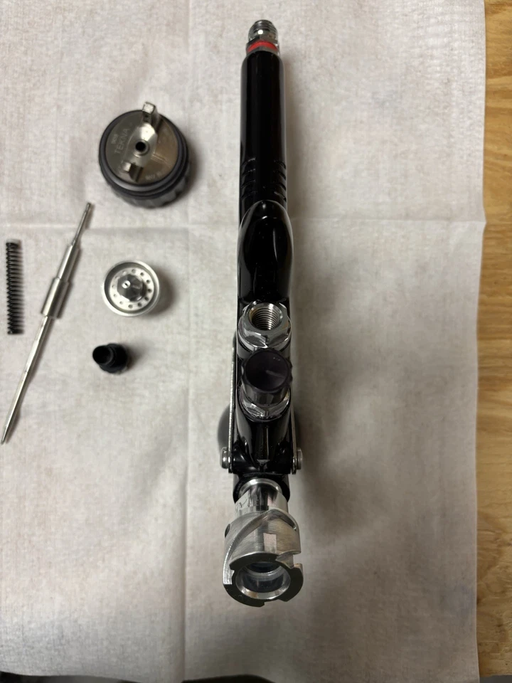 Pistola pulverizadora de pintura Tekna ITW Finishing BH11 9LH P1-9 Bar, DeVILBISS 1.4 Foto 2 de 4