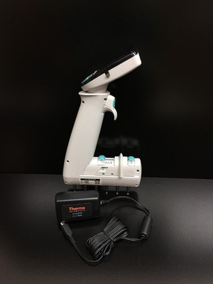 Thermo Scientific E1-ClipTip Equalizer Pipette 6 Channel 50-1250uL LH28201