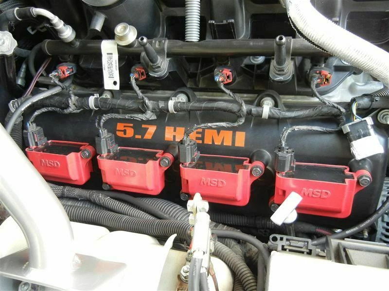 MSD Bobina de Encendido Blaster HVC-2 Paquete de Bobinas Rojo Chrysler Dodge 5.7 6.1L Cantidad 8 NUEVO Foto 2 de 3