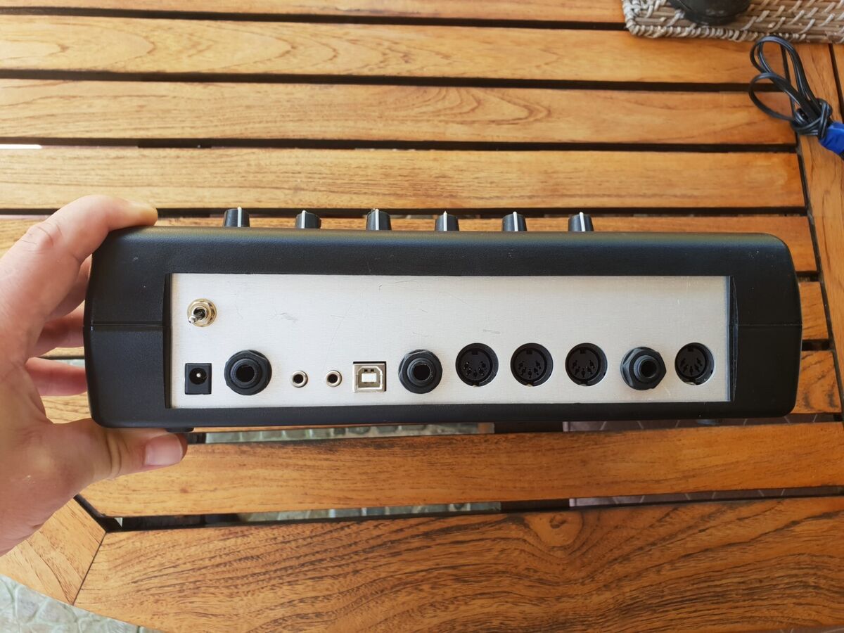 x0xb0x - Roland TB-303 reverse engineered clone | eBay x0xb0x - Roland TB-303 reverse engineered clone | eBay