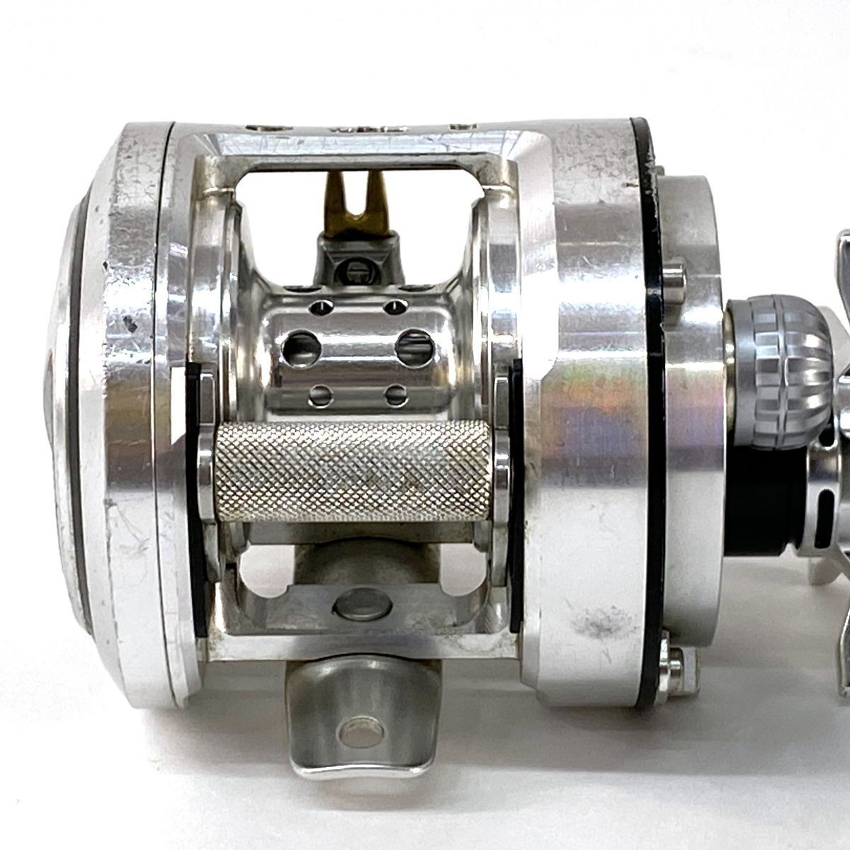 Megabass ito モノブロック　MONOBLOCK 100XR 左 Megabass ito MONOBLOCK 100XR Right-Handed Baitcasting Reel | eBay