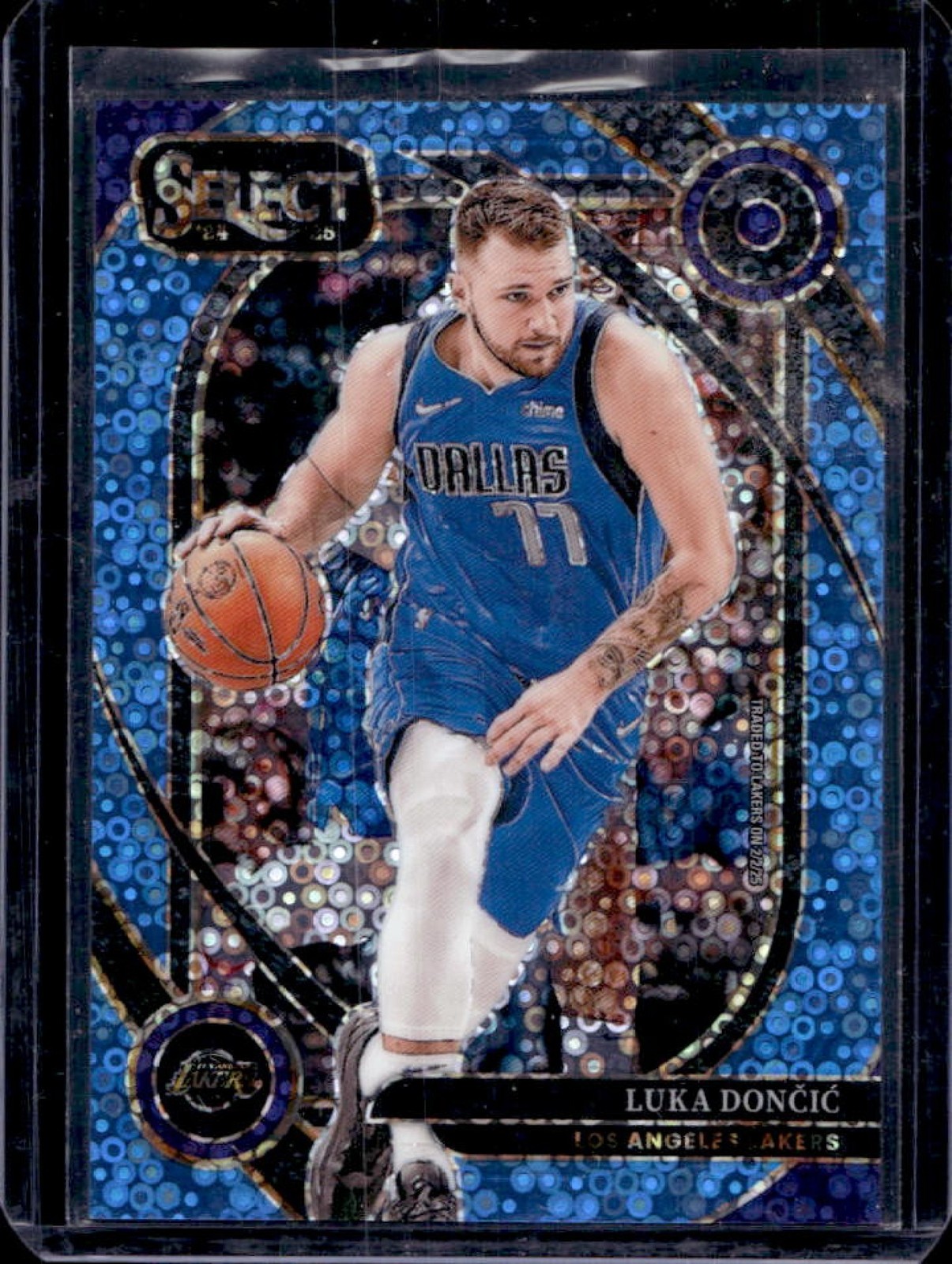 2024-25 Select Luka Doncic Courtside Light Blue Disco Prizm #2/99 Lakers
