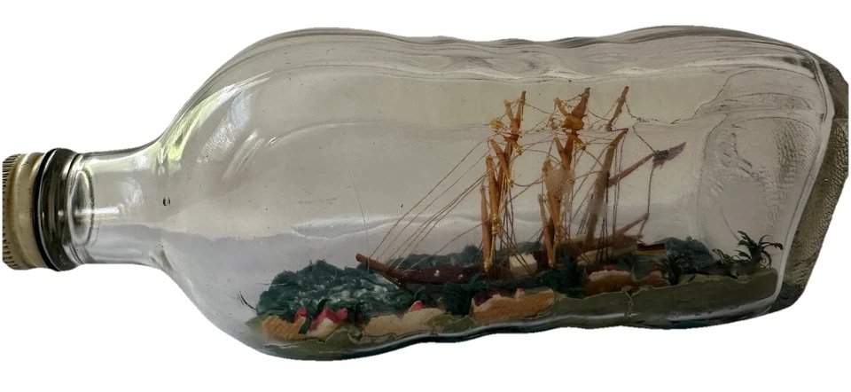 Antiguo barco en botella arte popular marítimo 3 mástiles cortador barco o fragata Foto 3 de 4