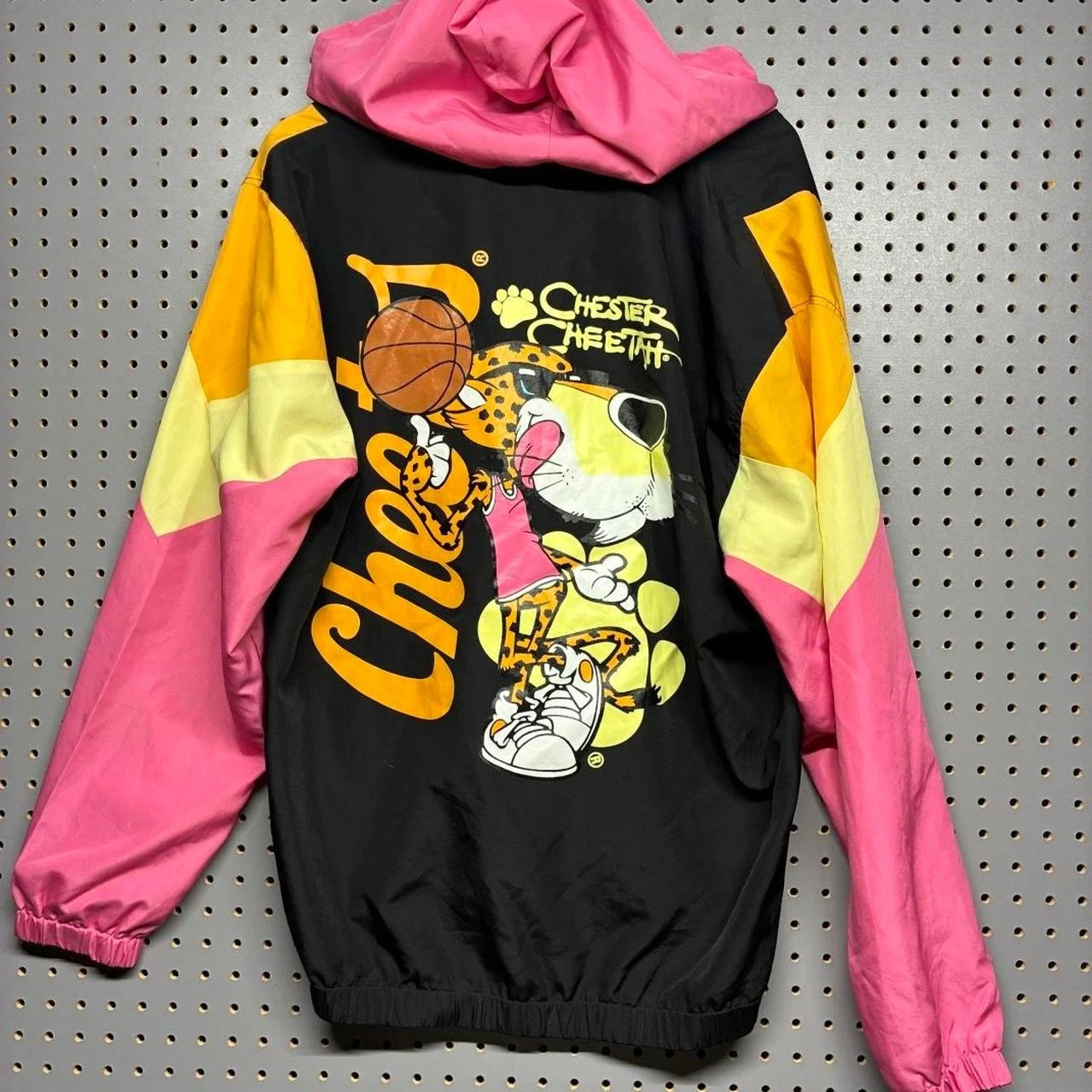 Cheetos 1/4 zip windbreaker jacket Size L mesh lined with hood adult size large - product detail image 1
