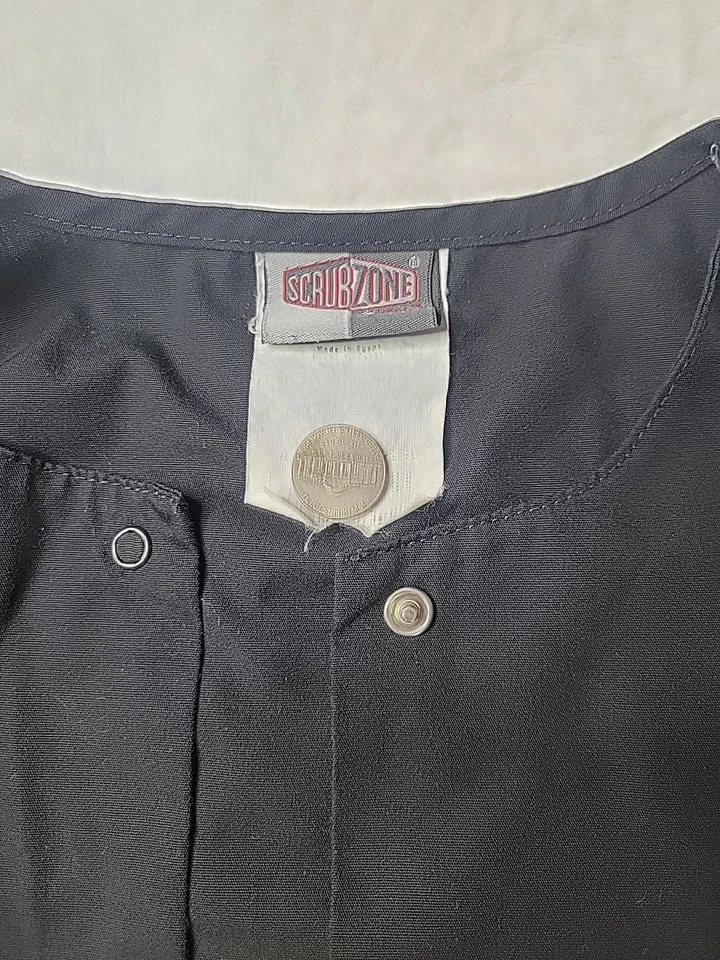 Scrubzone By Landau Unisex Black Long Sleeve Notch Collar Lab Coat Size: XS - Image 3 of 4