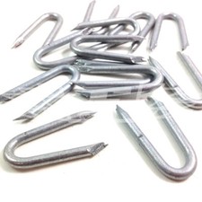 Staples / U Shaped Nails 25mm Galvanised Staples For Wire Fencing