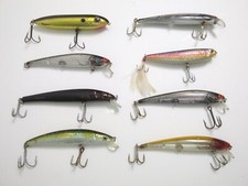 Lot of 8 Bomber 15A Plugs Jerkbaits Heddon Ra...