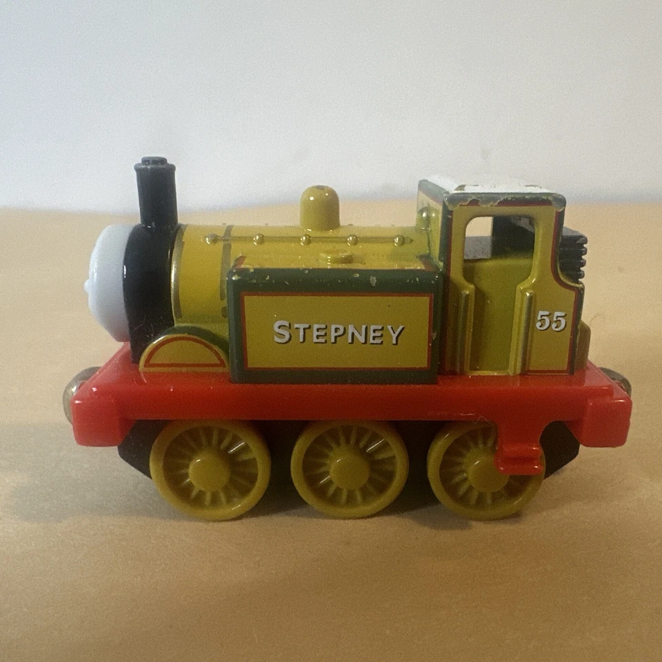 Thomas the Tank Engine Take n Play Stepney Magnetic Learning Curve Diecast 2008 - Image 2 of 4