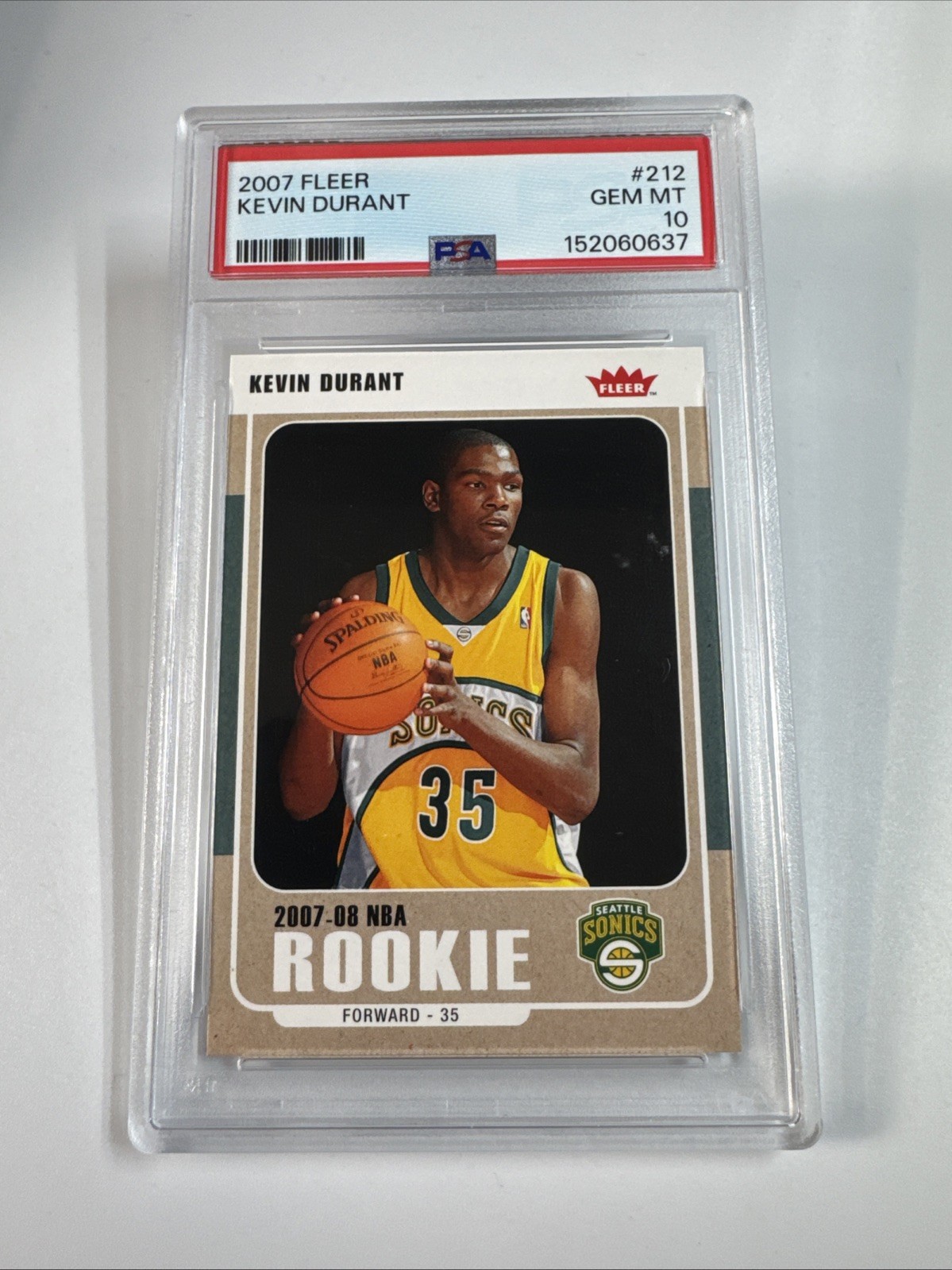 2007-08 Fleer - 2007-08 NBA Rookie Kevin Durant #212 (RC) Sonics PSA 10