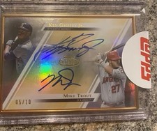 2021 TOPPS GOLD LABEL FRAMED DUAL ON CARD AUTO MIKE TROUT / KEN GRIFFEY JR /10