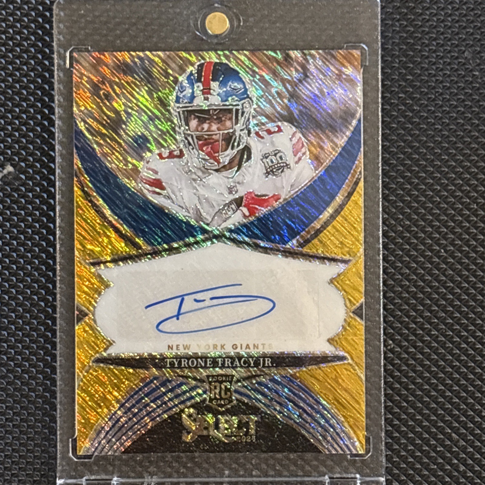 Tyrone Tracy Jr. Panini Select Select Signatures #SSPTTJ Gold Prizm