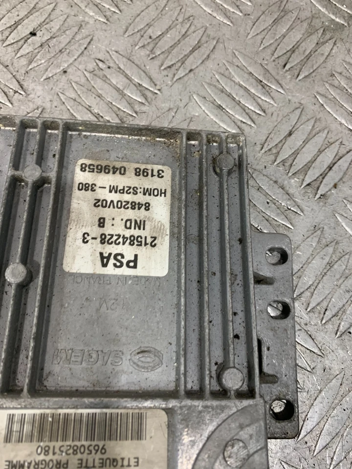 Peugeot 206 2004 unidad de control del motor 1,4 9650825180 #2 Foto 4 de 4