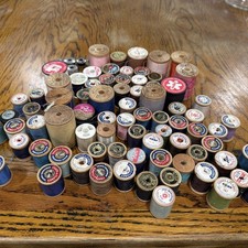Lot Of 83 Vintage Wood And Plastic Sewing Thread 6 Bobbins