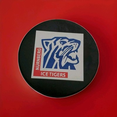 NÜRNBERG ICE TIGERS     OFFICIAL HOCKEY PUCK RUBENA MFG. MADE IN    RARE 