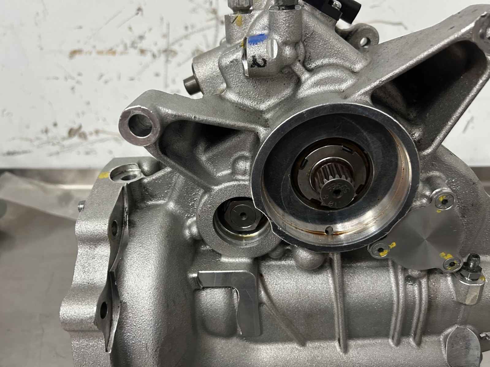 Ferrari FF Gtc Lusso Main Housing Used Parts Rebuilt 305902 PTU Power Take Off