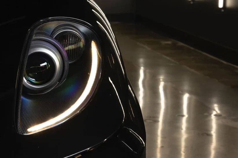 2005-2010 Ferrari F430 Carbon Fiber Headlights RHD With Smoked Turn Signal