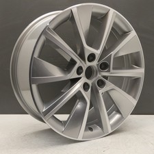 SKODA OCTAVIA 18" SILVER ALLOY WHEEL RIM 7.5J ET43 OEM 5E0601025BK GENUINE X1