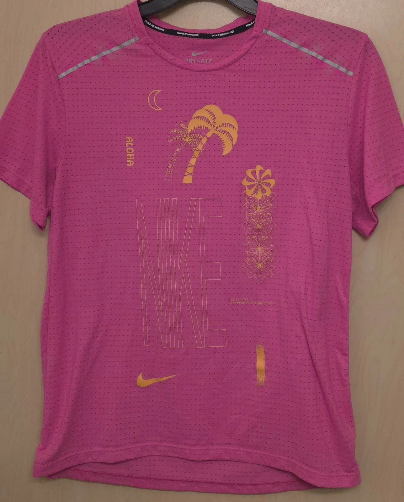 Nike Running DRI Fit Aloha Pink Tshirt Beathable Dri-Fit Size Medium Spellout