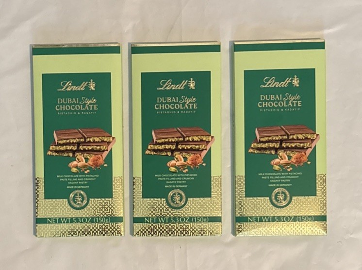 (3 Pack) Lindt Dubai Style Chocolate Bar (5.3 oz/150g), Pistachio & Kadayif