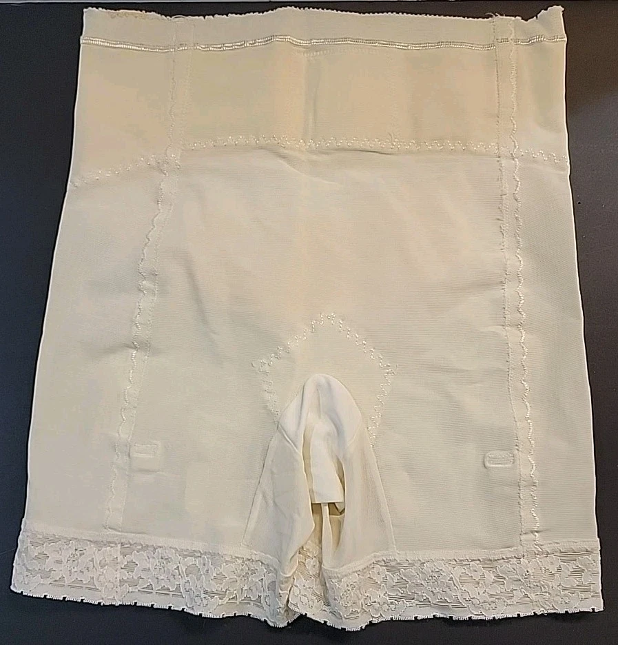 Vtg Beautee-Fit Girdle GARTER Belt LLPG,Tap Pants, lace panties Hollywood XL EUC - Image 4 of 4