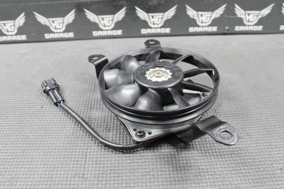 Kawasaki 09-21 KLX250 KLX250S KLX250SF 2009 FABRICANTE DE EQUIPOS ORIGINALES VENTILADOR DE REFRIGERACIÓN DEL RADIADOR 59502-0028 Foto 2 de 4