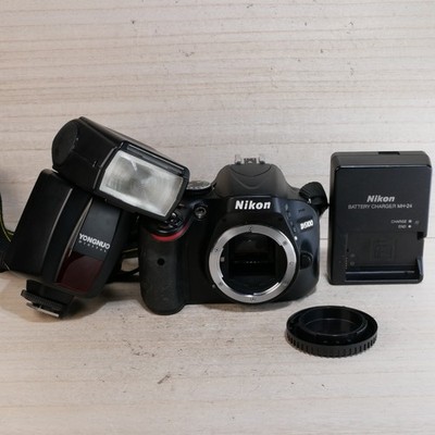 Nikon D5100 16MP DSLR Camera Body *SHUTTER 3,592* W External Flash