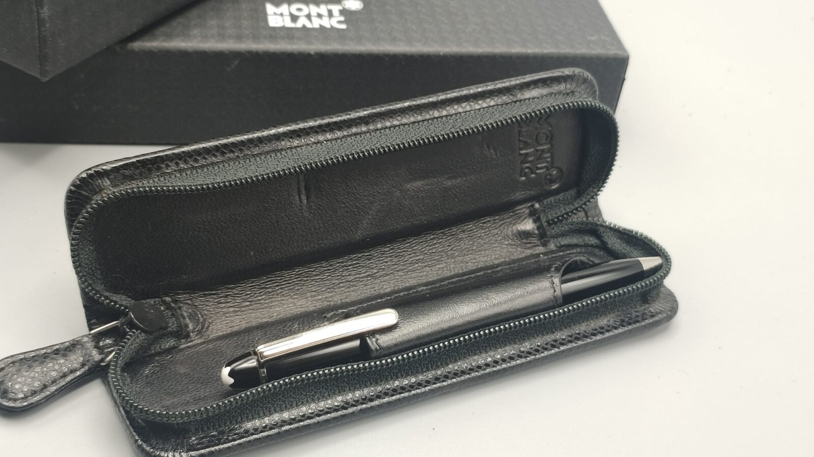 Montblanc Meisterstück Mozart roller haut de gamme en résine précieuse