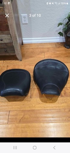 Harley Softail Mustang Beeded Seat Set - Picture 3 of 10