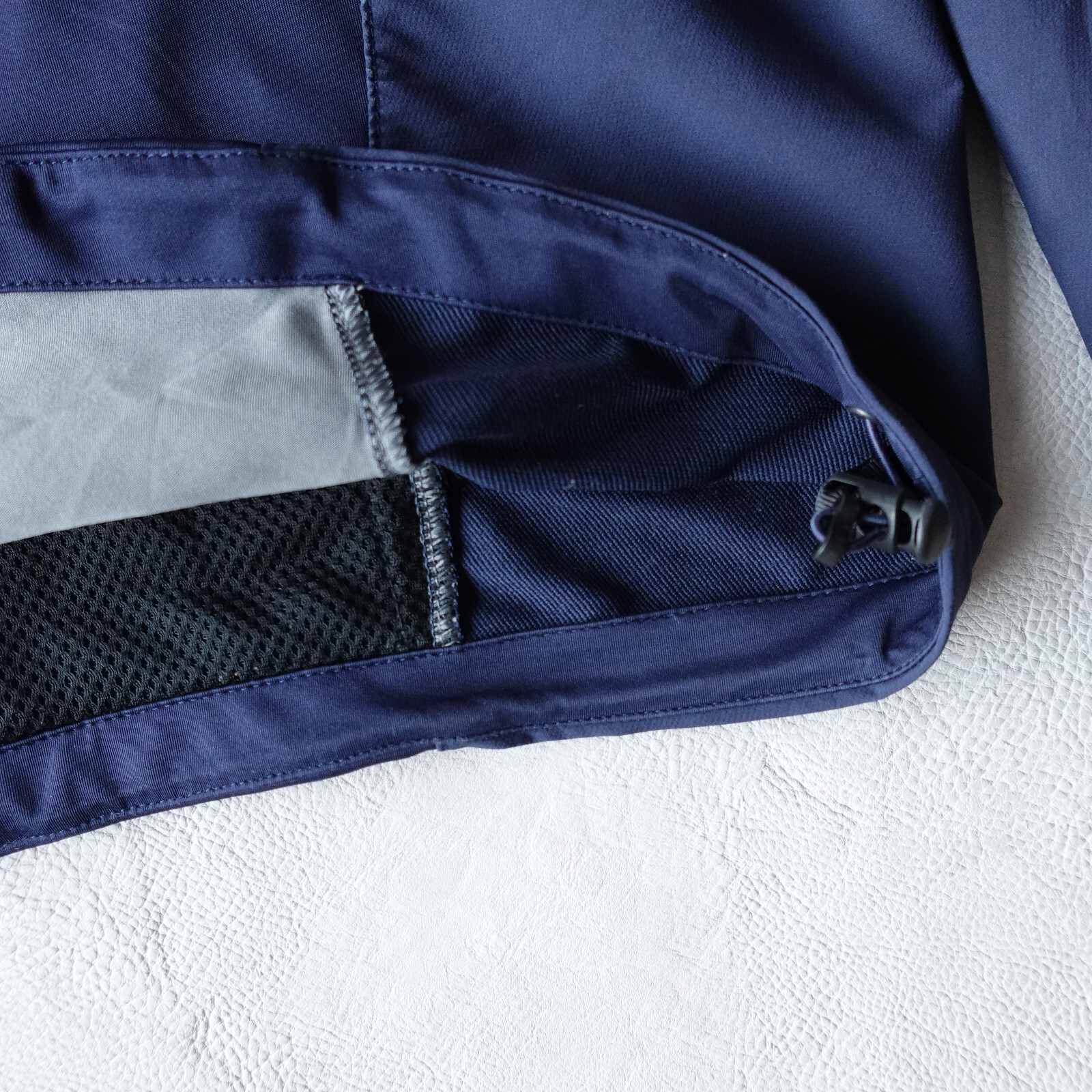 Berghaus Windstopper Jacket Size Medium Soft Shel… - image 8