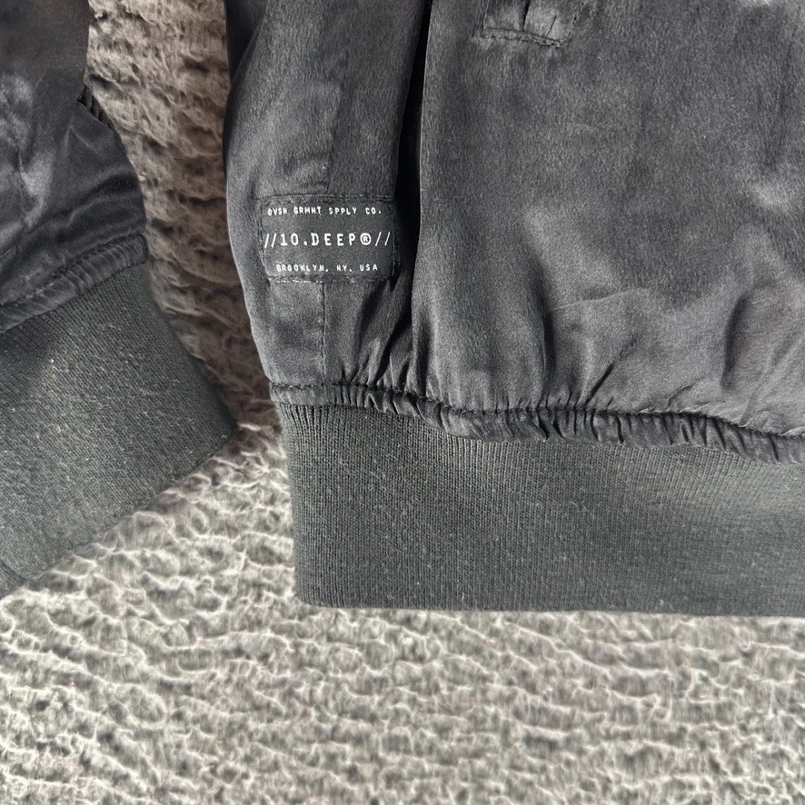 10 Chaqueta Profunda Para Hombre Pequeña Negra Seda Dragón Bordado Décima División Prenda Foto 4 de 4