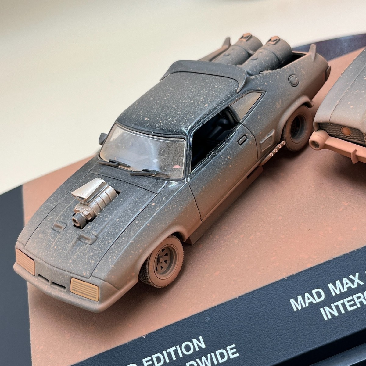 希少　MAD MAX 2: 1／43 THE ROAD WARRIOR セット $_57.JPG?set_id=880000500F