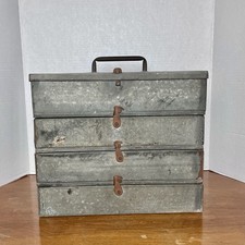 Cassetta degli attrezzi in metallo zincato impilato quattro vassoi vintage rovere fatta a mano design industriale