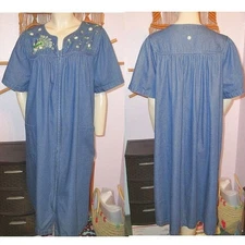 Go Softly Denim Dress Size L Pockets Embroidered Bird Full Zip House Cottagecore