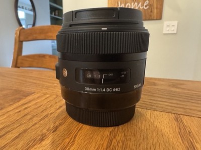Sigma 30mm 1:1.4 DC HSM ART Lens for Canon EOS DSLR Cameras
